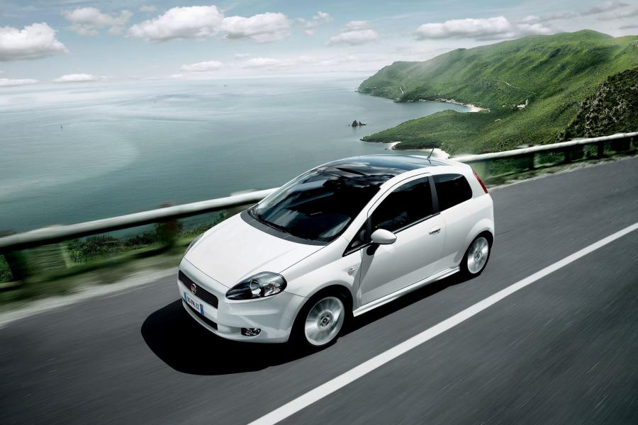  Fiat Grande Punto 2005 года  (фото 47 из 51)